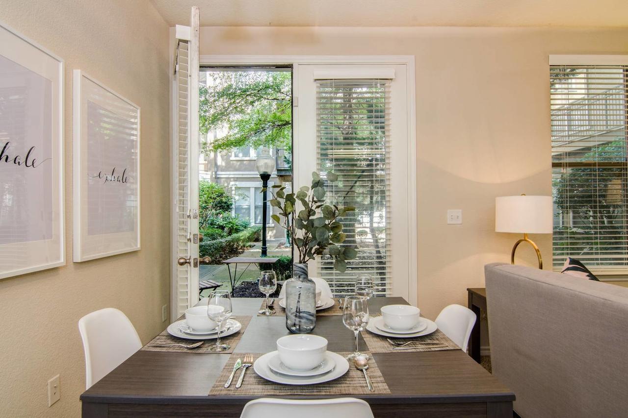 Heart Of Downtown Memphis! Sleeps 6! Apartment ภายนอก รูปภาพ