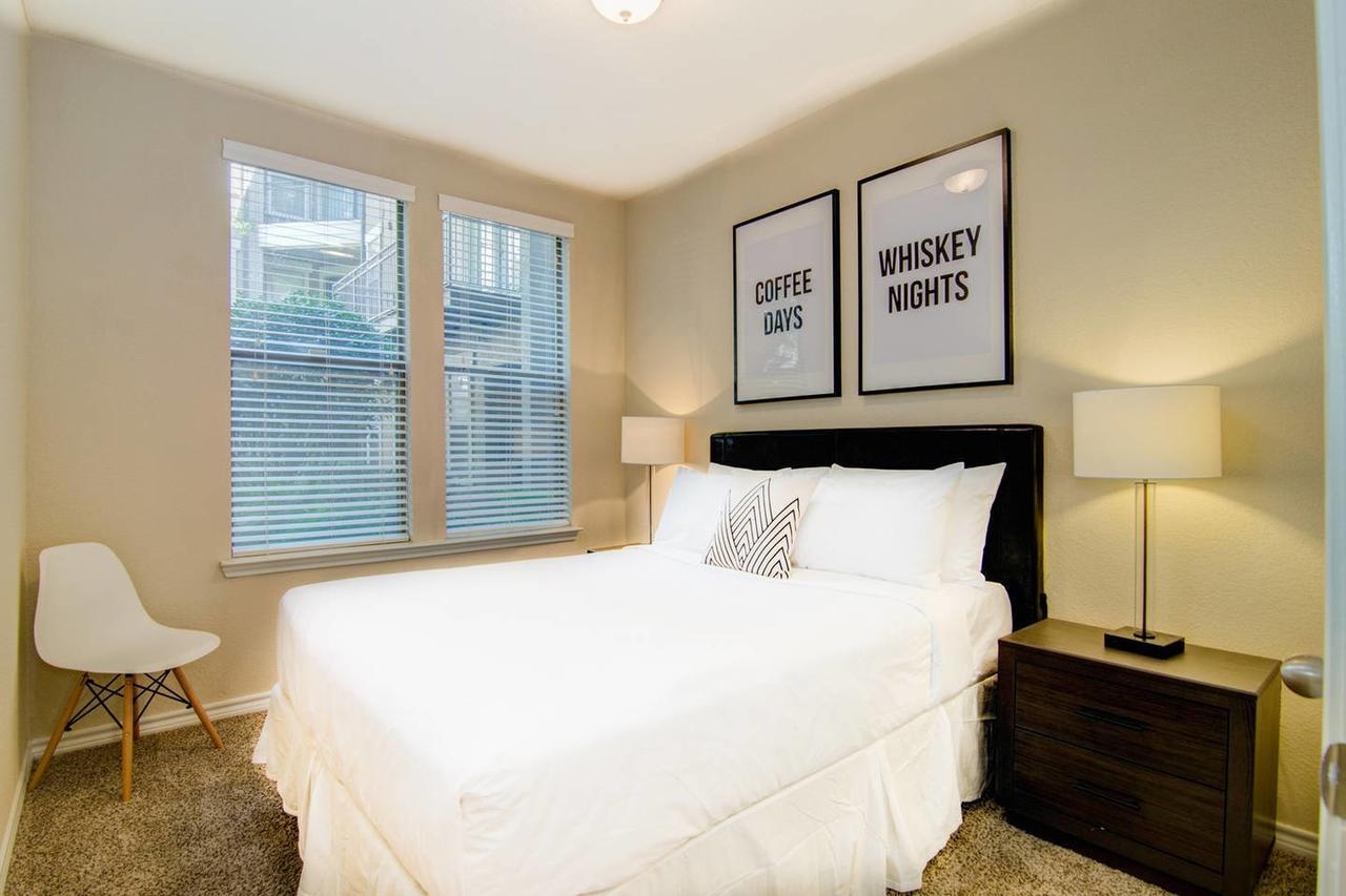 Heart Of Downtown Memphis! Sleeps 6! Apartment ภายนอก รูปภาพ